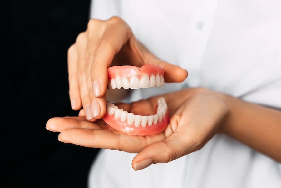 affordable dentures, dentures Mabank TX, full dentures, partial dentures, dental payment plans, Magnolia Dental